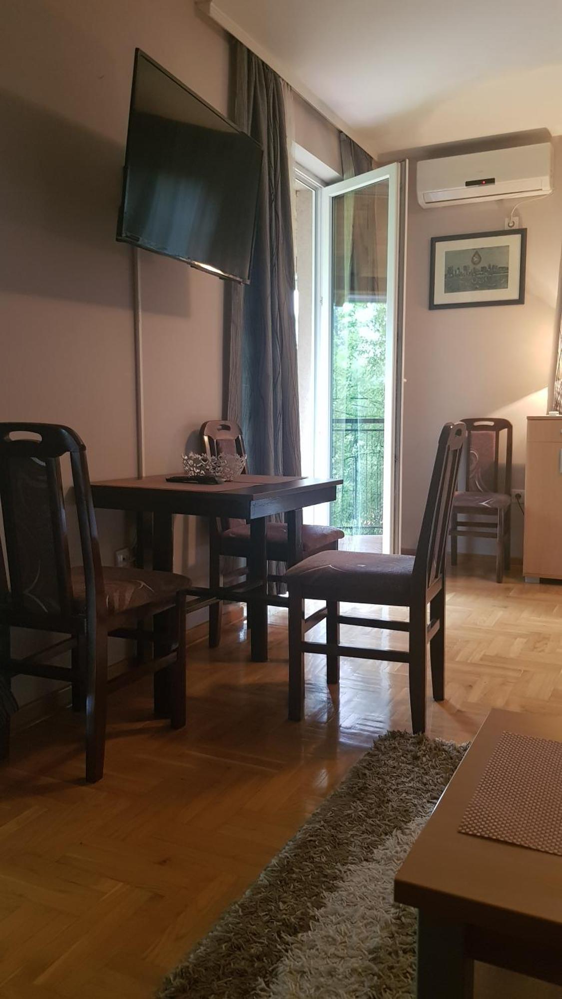 Apartmani V&F Vrnjacka Banja Ruang foto