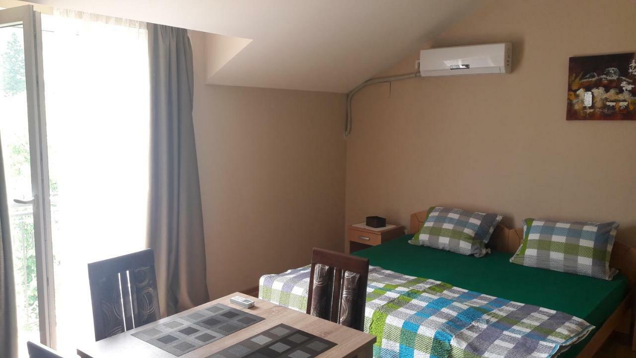 Apartmani V&F Vrnjacka Banja Bagian luar foto